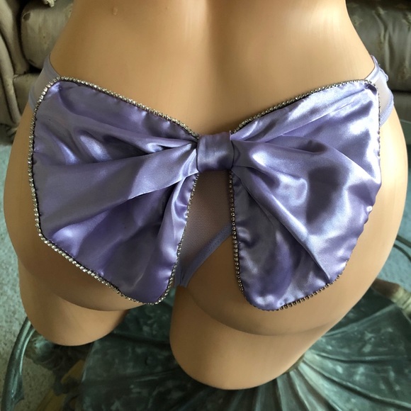 Victoria’s Secret Mesh Satin Bow Thong Panties - Picture 5 of 7